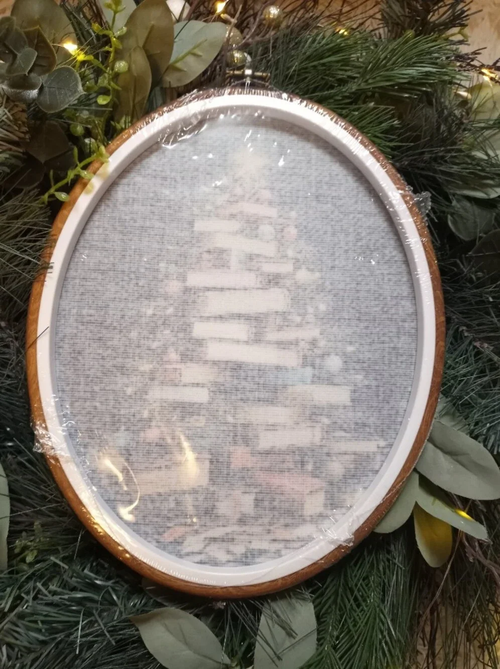 Home Holiday Stack of Books Christmas Tree Wall Hanging